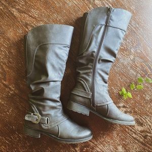 BareTraps | 7.5 | Sheridan riding Boots grey brown